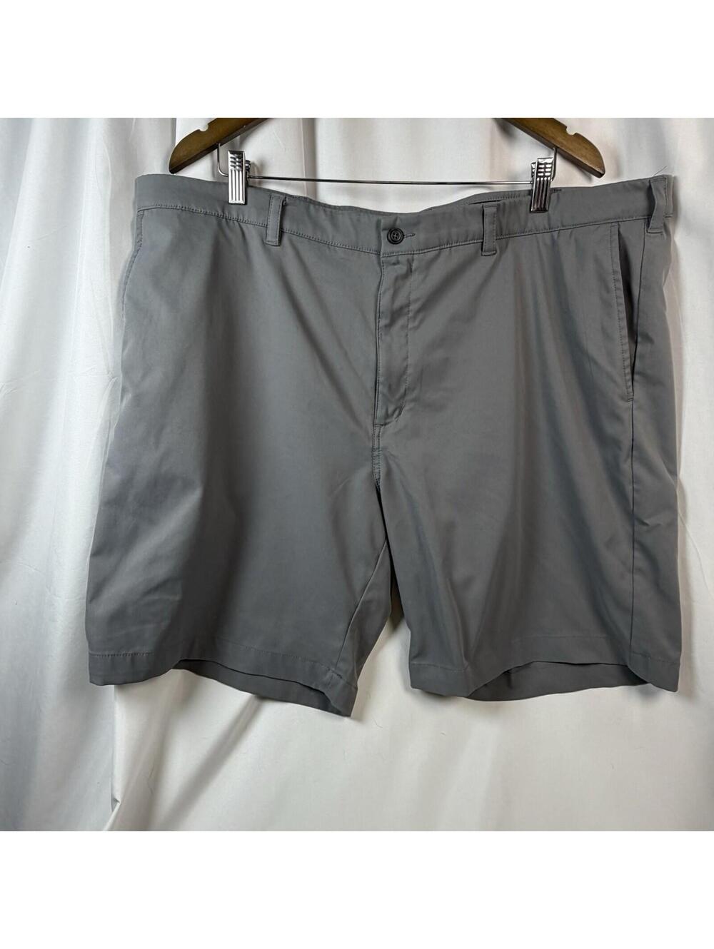 PGA Tour Men's 42 Golf Shorts Flat Front Gray Casual Performance Active